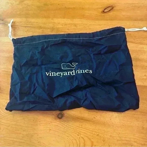 Vineyard vines drawstring bag - Picture 2 of 5